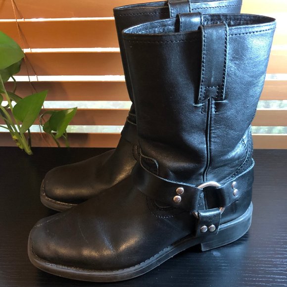 Frye Other - 🎉HP FRYE YOUTH SZ 2.5 BLACK LEATHER HARNESS BOOTS